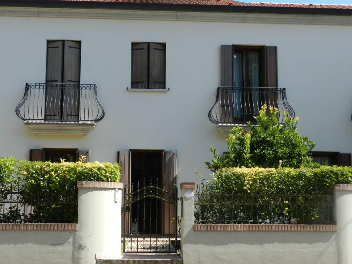 B&B Venezia Le Tre Rose Mestre Bagian luar foto